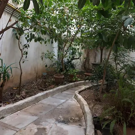 Stylish Abode Under Acropolis W/ Sunny Courtyard! Apartment *