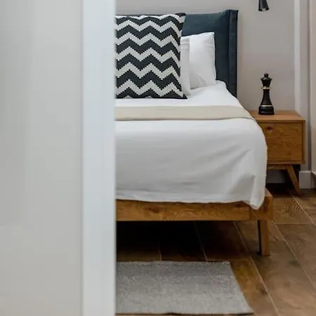 Apartment Stylish Abode Under Acropolis W/ Sunny Courtyard! *