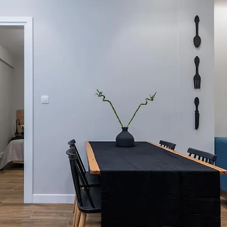 Apartment Stylish Abode Under Acropolis W/ Sunny Courtyard! Athens